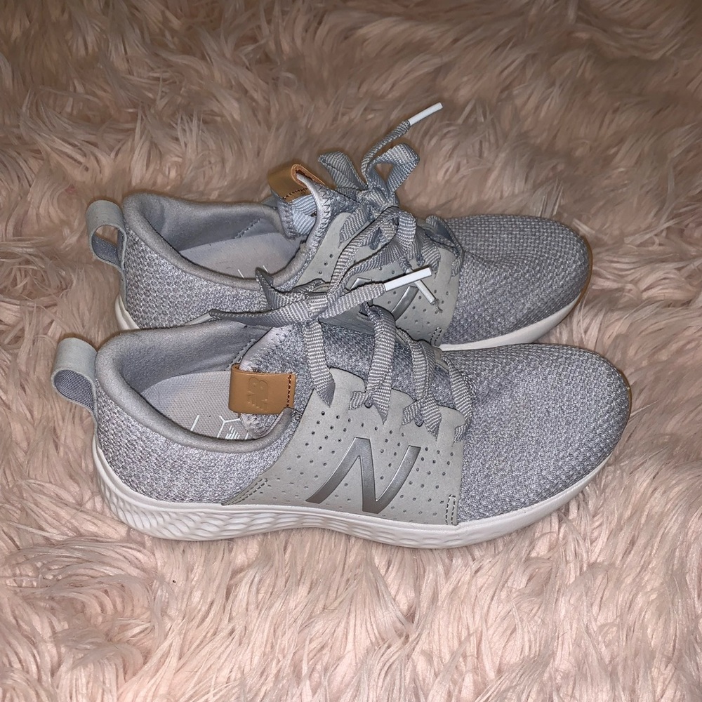 New Balance Tennis Shoes